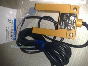 歐姆龍OMRON E3S-GS3E4凹槽型光電開關(guān) 工業(yè)自動化的可靠感知之選